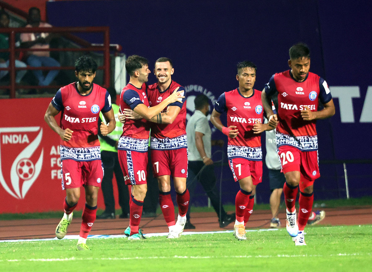 Jamshedpur FC fighting first half performance outwit Mumbai City FC at the Furnace