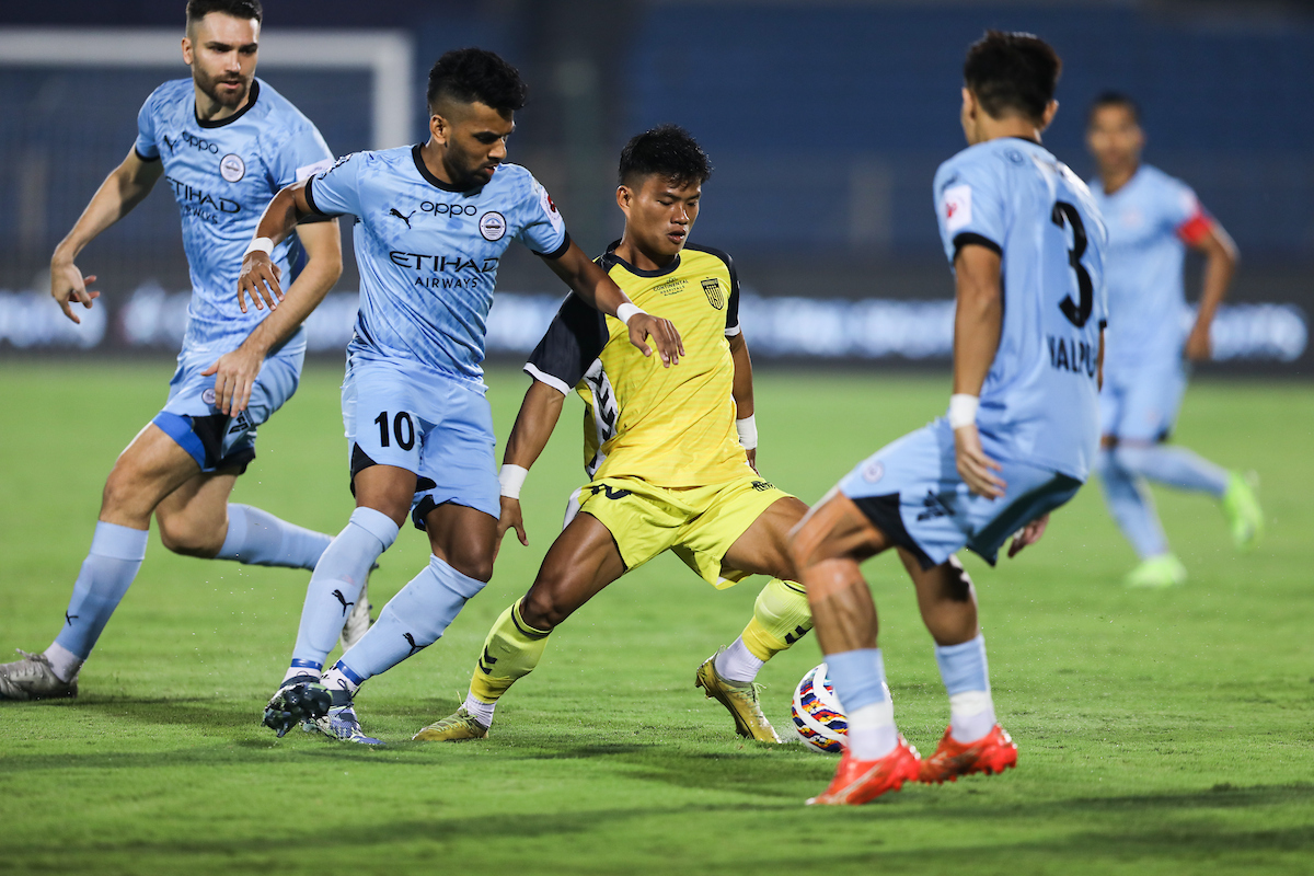 ISL 2024-25 Preview: BFC vs MCFC: ​Race for the playoffs: Mumbai City FC need a point against Bengaluru FC to qualify for the top-six