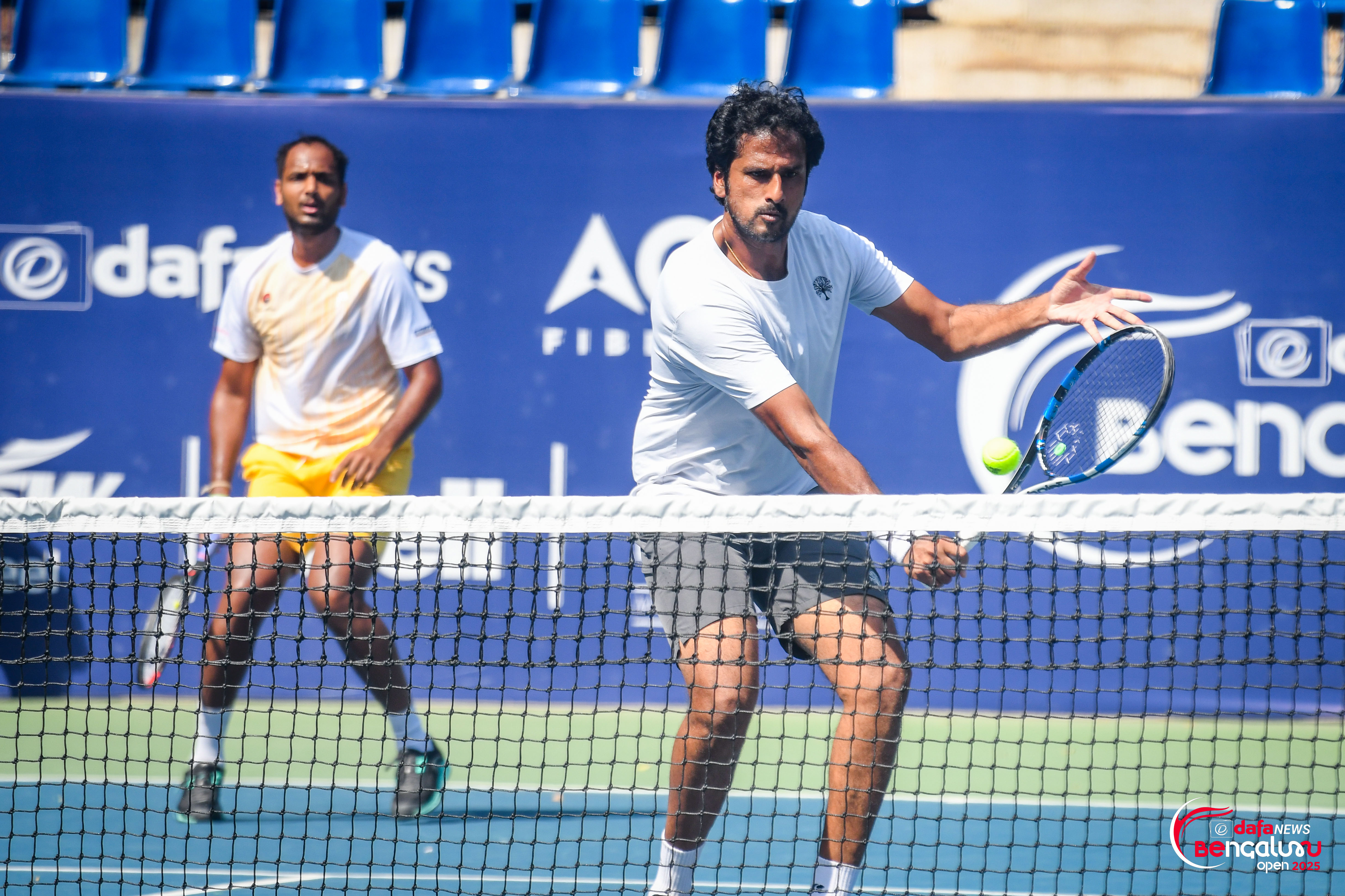 Unseeded Indian Pair Banthia & Somani Storm Into 2025 DafaNews Bengaluru Open Doubles Semifinals