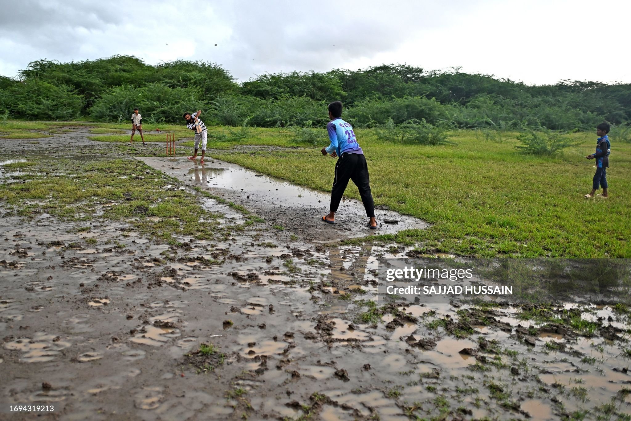 A Dirge For The Vanished Seam